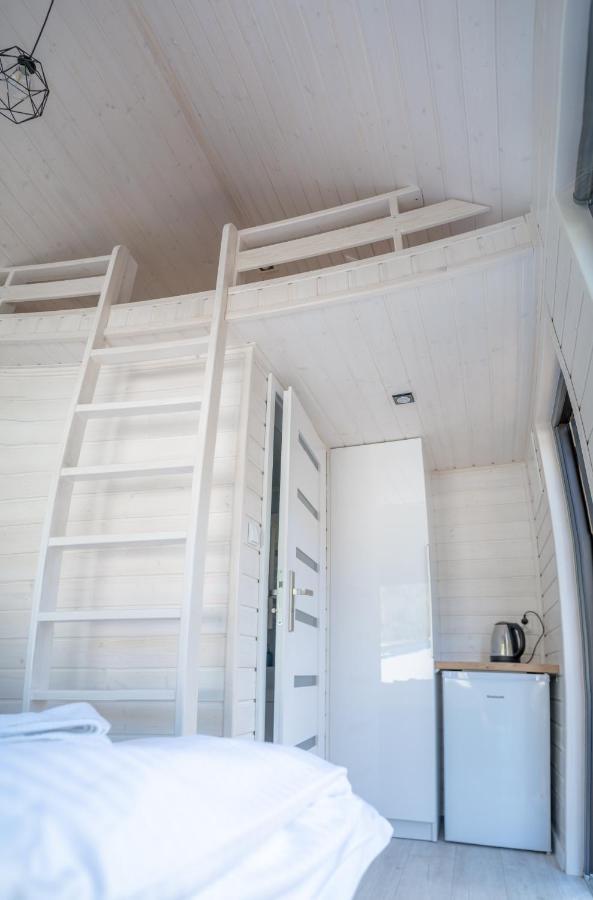 Pod Cyprysami - Surf & Family Resort Ястарня Экстерьер фото