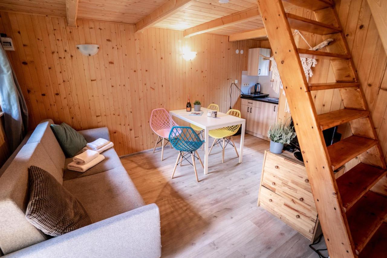 Pod Cyprysami - Surf & Family Resort Ястарня Экстерьер фото